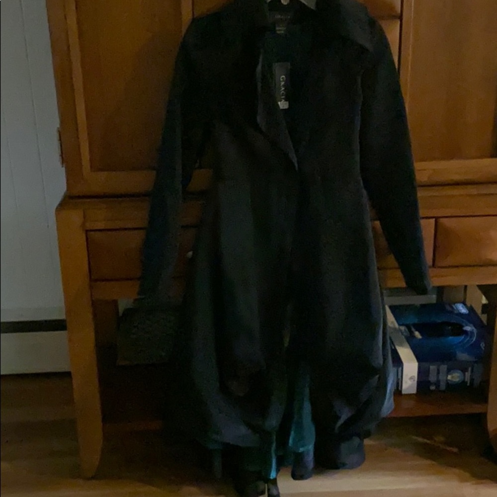 Absolutely Gorgeous stylish evening coat